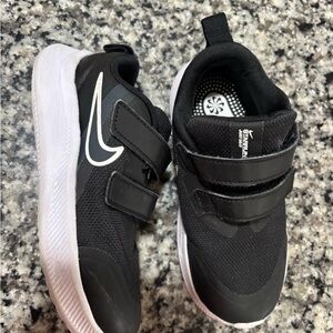 Nike Kids Black and White Sneakers